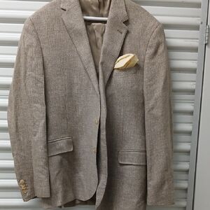 Joseph Abboud Tan Herringbone Sport Coat with Pocket Square
